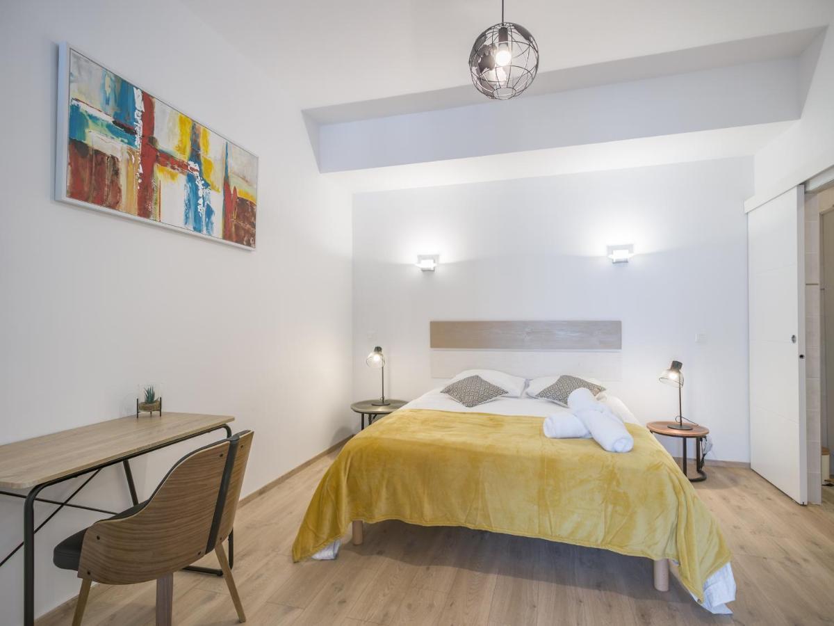 Loft Courtalon - Haut Standing - Patio - Parking Prives Apartamento Troyes Exterior foto